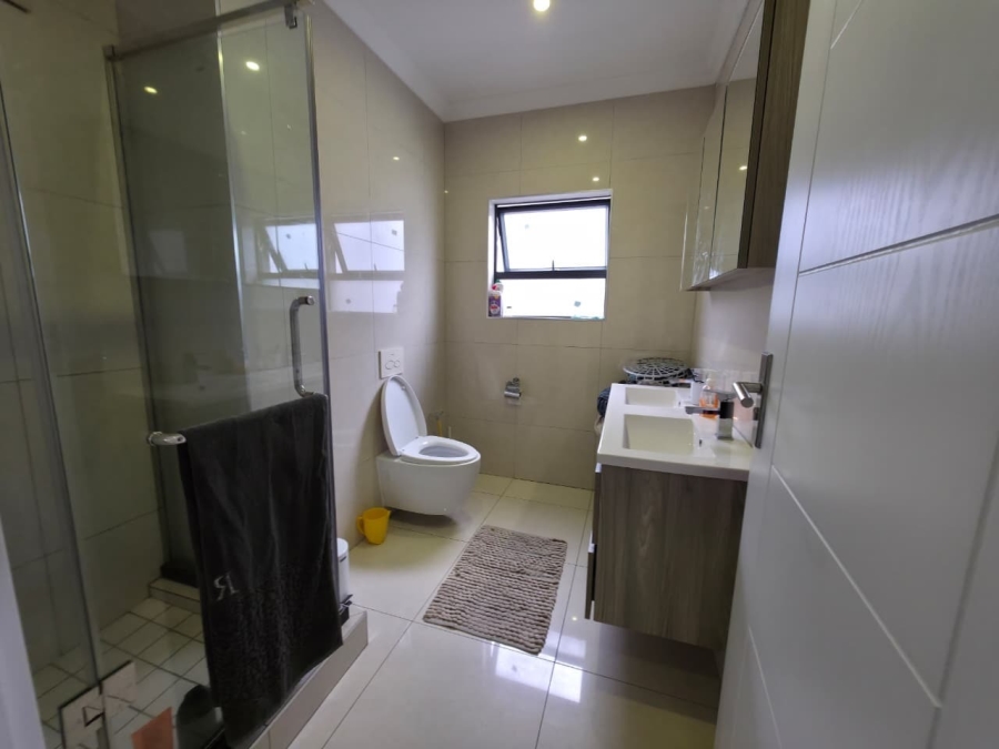 To Let 3 Bedroom Property for Rent in Parklands North Western Cape